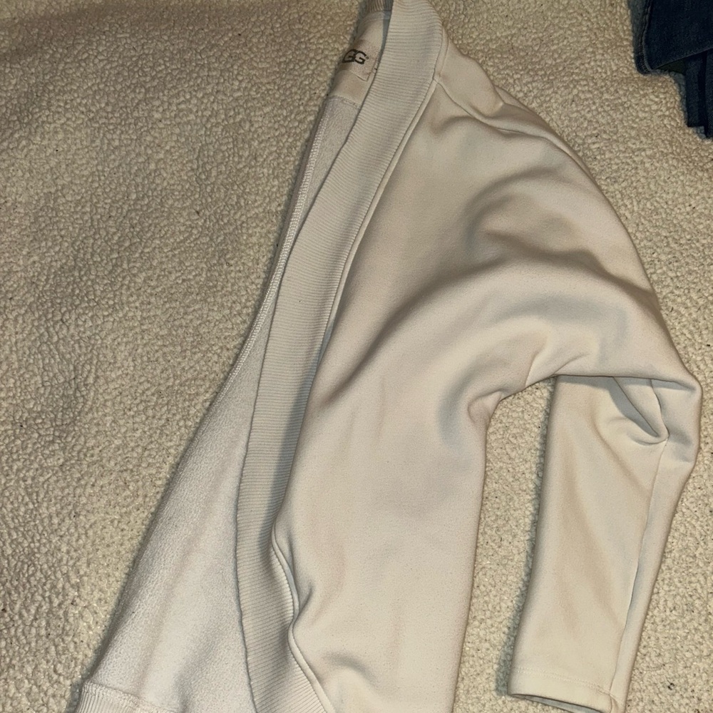 Ugg Cream Open Cardigan size medium